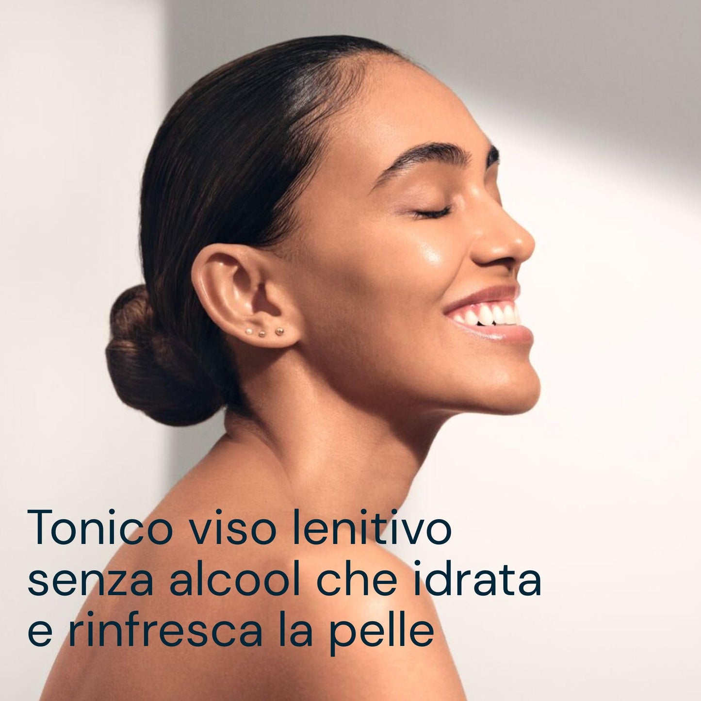 Soothing Apricot Toner – Tonico Viso Spray Senza Alcool Idratante per Pelle Sensibile, Acqua Termale Spray Lenitiva e Toner Riequilibrante